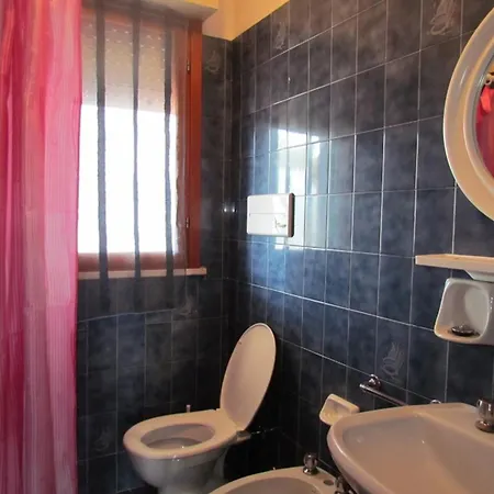 Homely Apartment With Shared Pools - Beahost Apartment