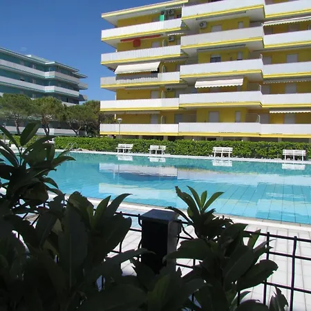 Homely Apartment With Shared Pools - Beahost Apartment Bibione
